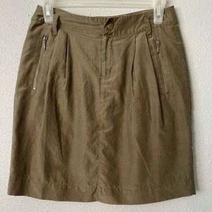 Banana Republic Size 0,  Womens Mini Skirt Fatigue Green, Silk & Cotton Blend